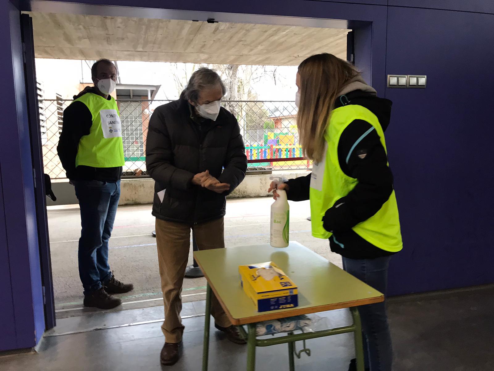 A Roda de Ter es van habilitar 3 col·legis electorals.
