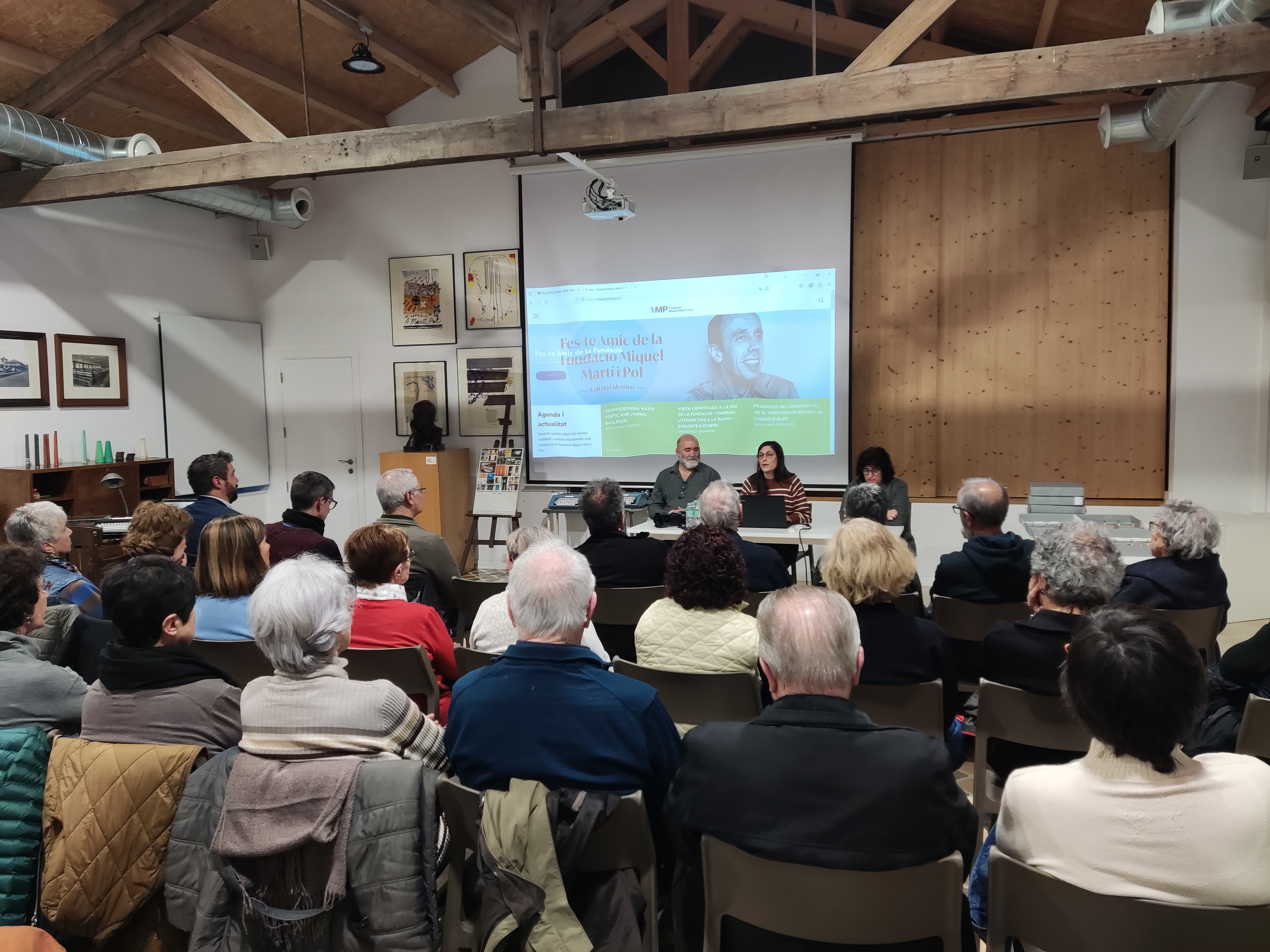 El Fons fotogràfic Fundació Miquel Martí i Pol, ara digitalitzat i obert