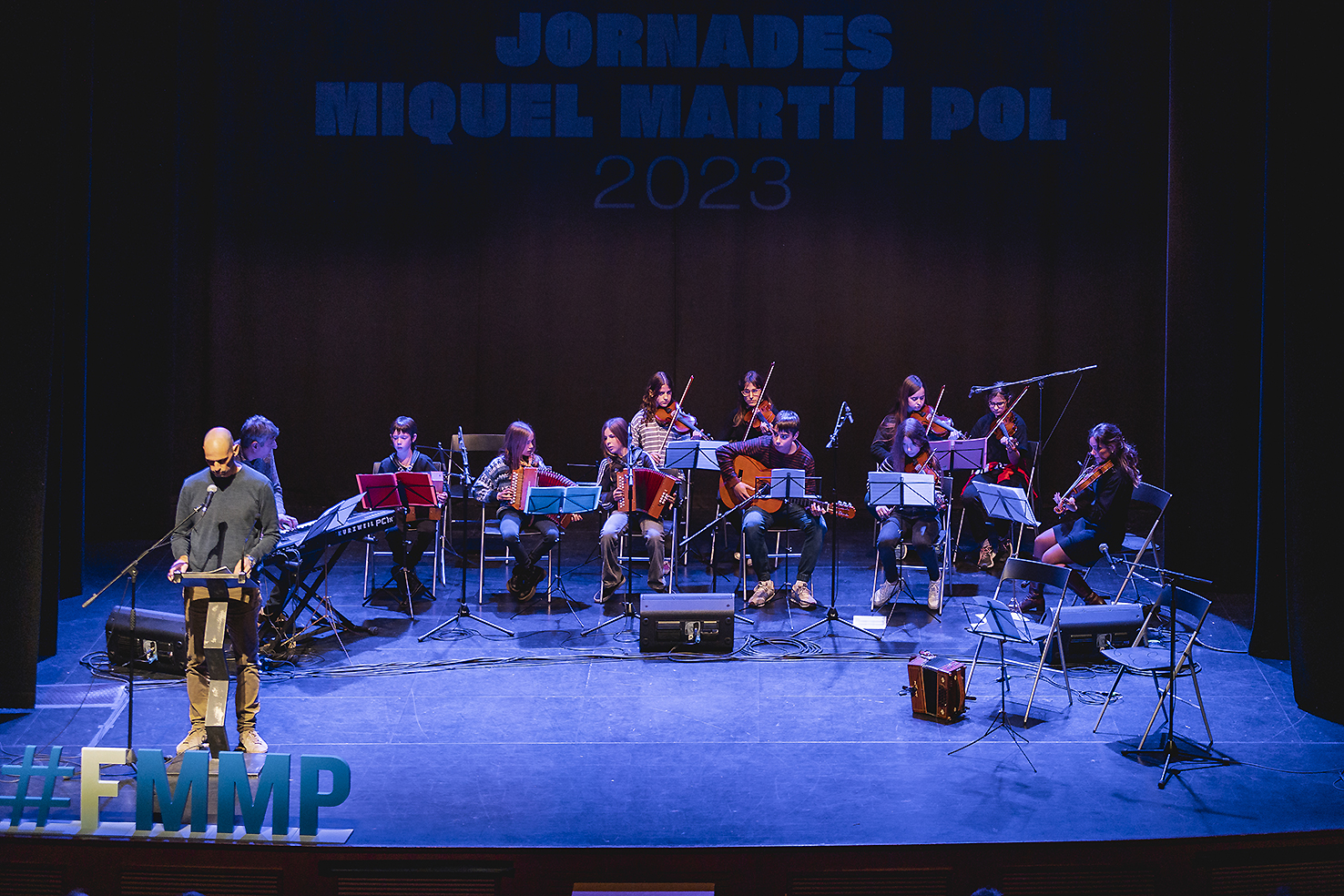 Espectacle «El ressò de les paraules». Acte de cloenda de l'Acte d'entrega dels Premis literaris, artístics i pedagògics.