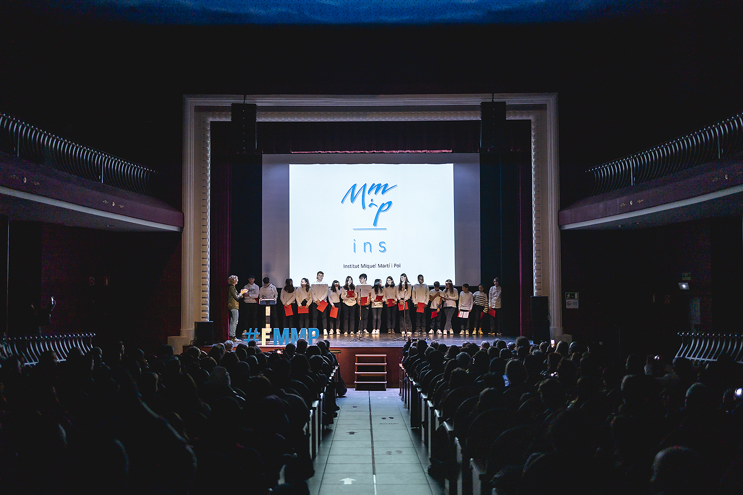 Homenatge popular a Miquel Martí i Pol, al Teatre Eliseu de Roda de Ter