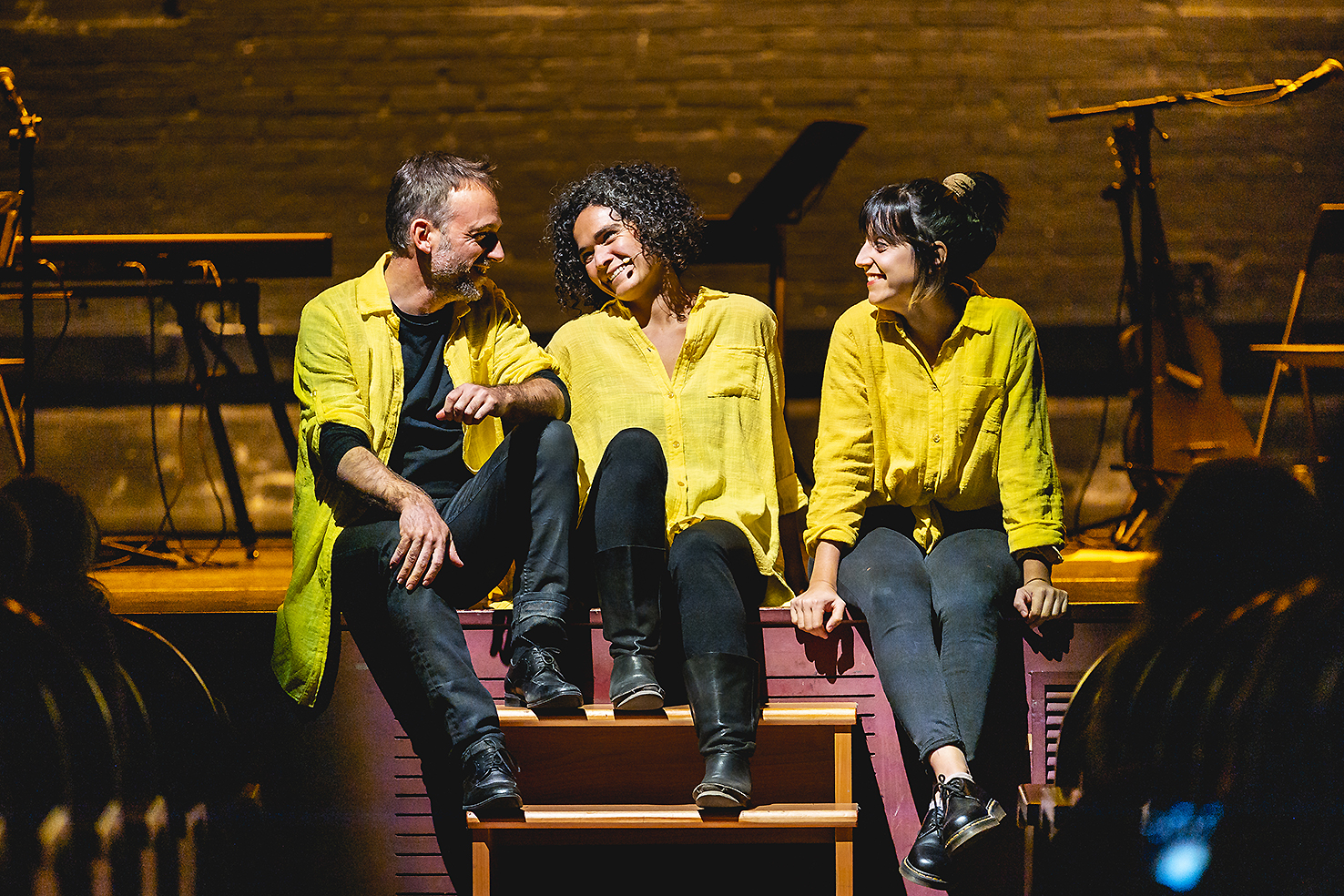 «Amb veu pròpia. Accions poètiques». Espectacle «L'argelaga del desig» amb Sònia Moya, Lu Rois i Santi Careta.