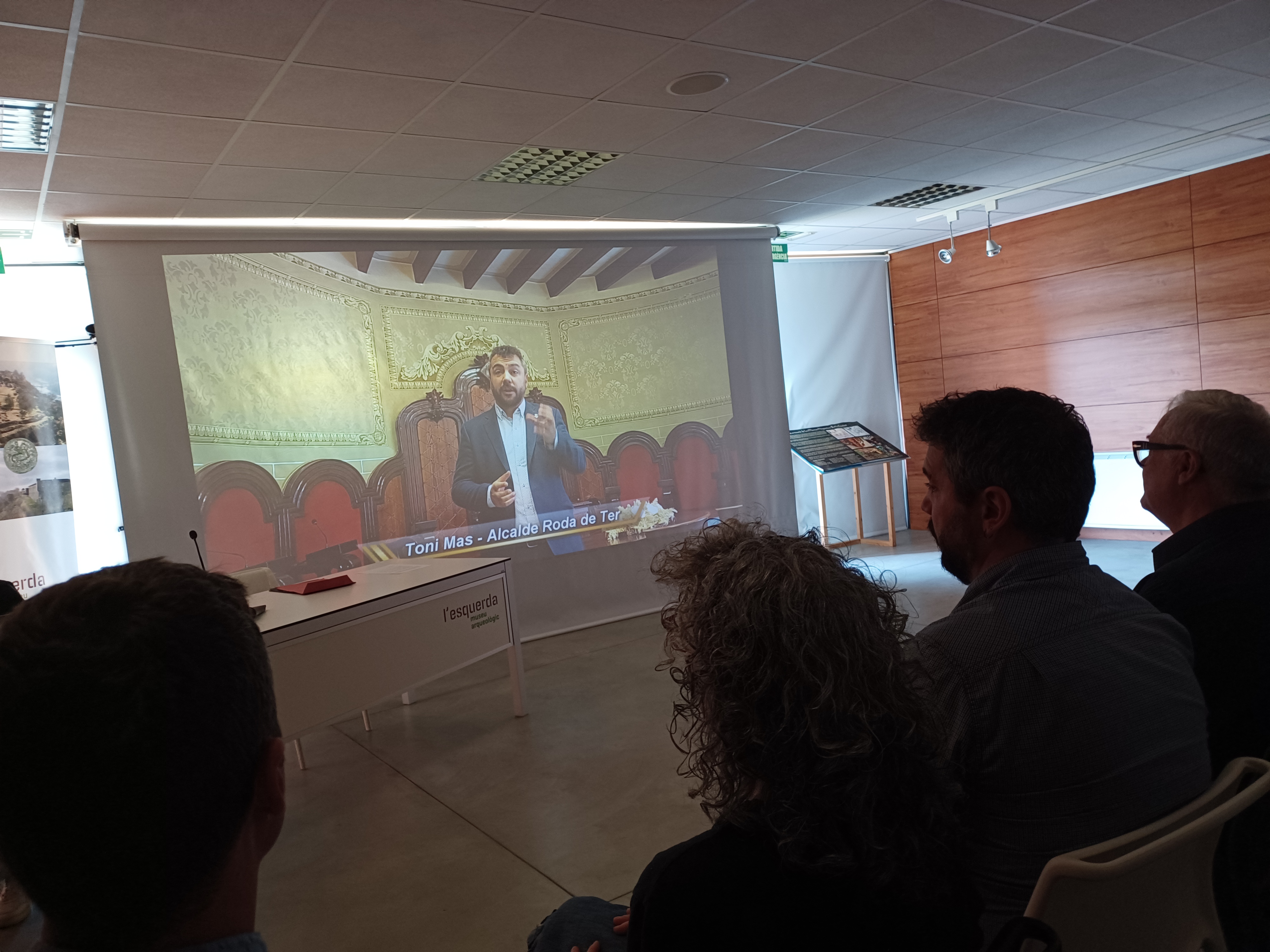 Homenatge a Joan Fradera pels seus 30 anys de dedicaci&oacute; a l'observaci&oacute; meteorol&ograve;gica