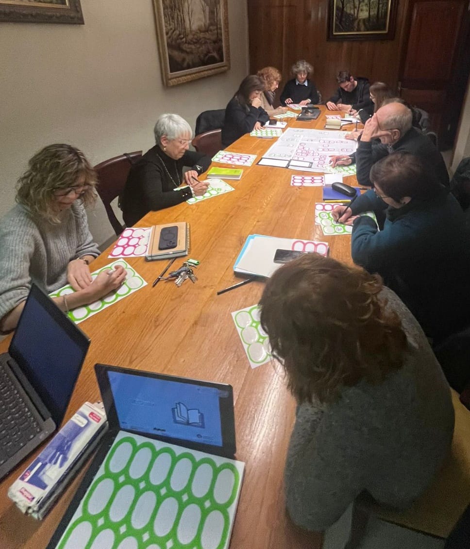 Imatge de la primera sessi&oacute; del Pla de Lectura Municipal de Roda de Ter