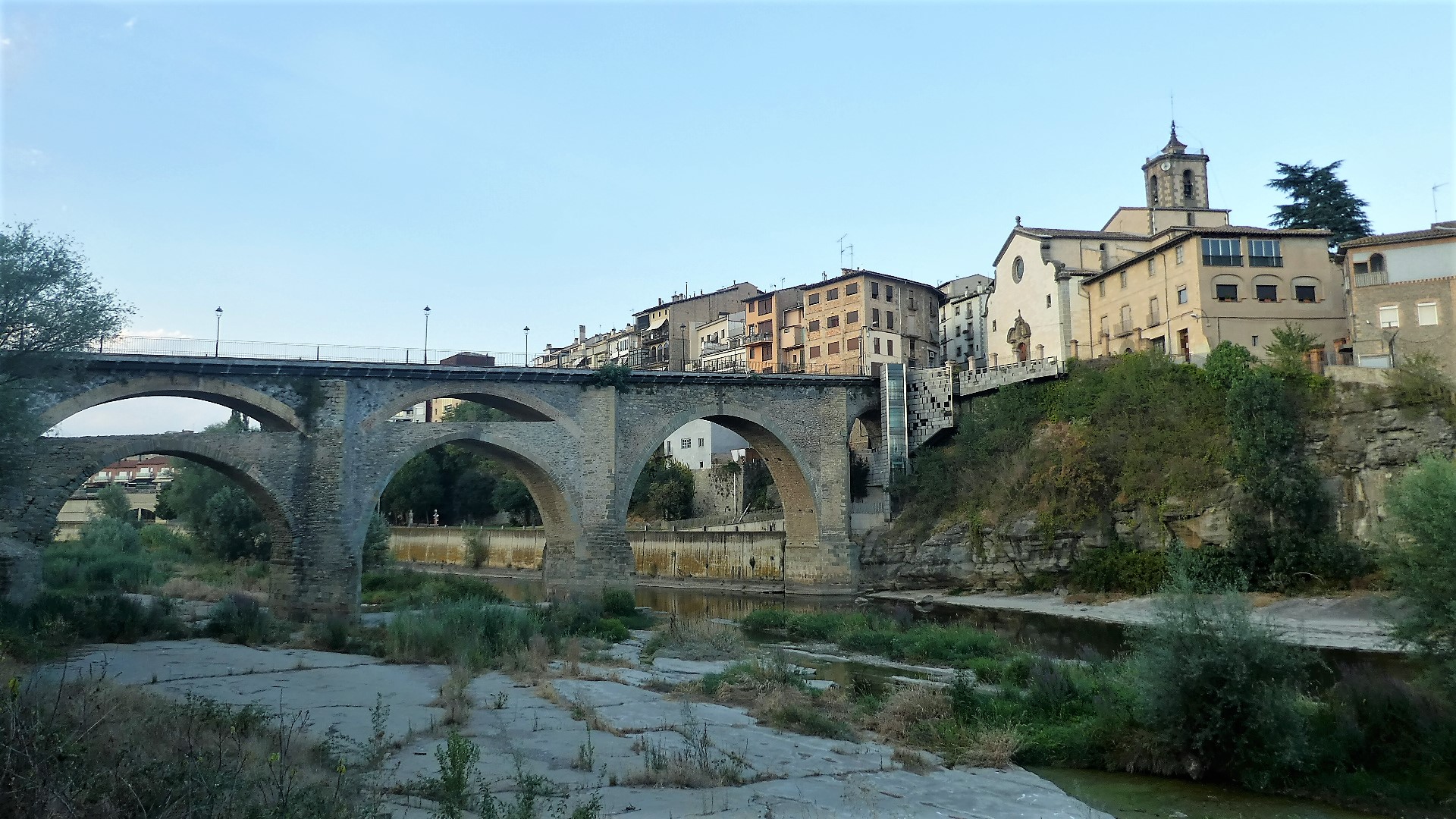 Restriccions de pas al Passeig del Ter per obres de conservació del Pont Vell