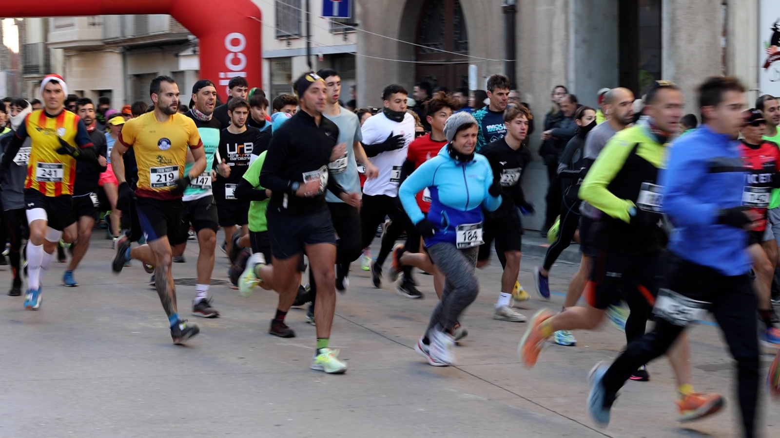 Ja podeu mirar el vídeo resum de la Cursa Entre Ponts 2023