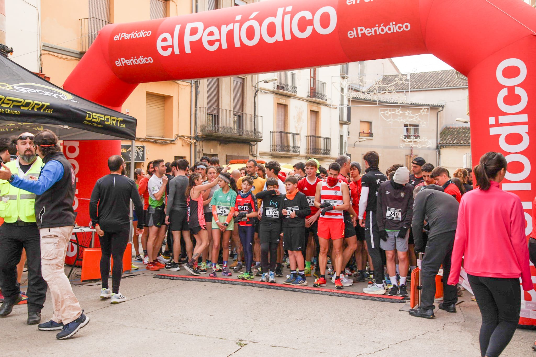 328 atletes participen a la Cursa Entre Ponts de Roda de Ter