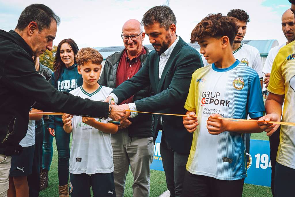 Inauguració de la nova gespa artificial del camp de futbol Inauguració de la nova gespa artificial del camp de futbol
