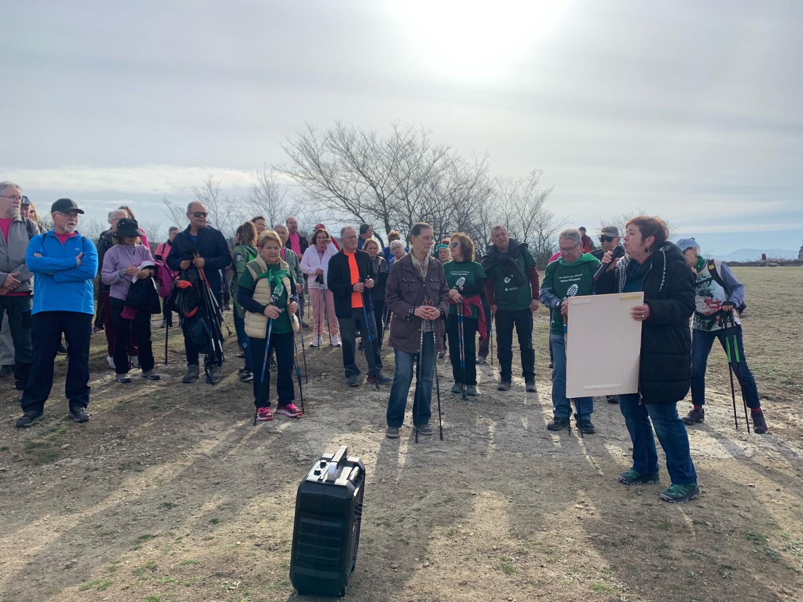 165 participants en la caminada de marxa nòrdica de Roda del cicle de Passejades de la Diputació de Barcelona